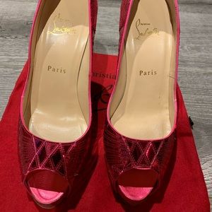 Christian louboutin |very galaxy pumps | size 38.5